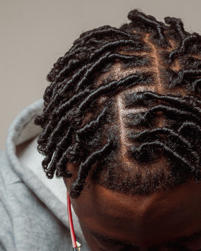 Starter Locs, kurz, von oben fotografiert